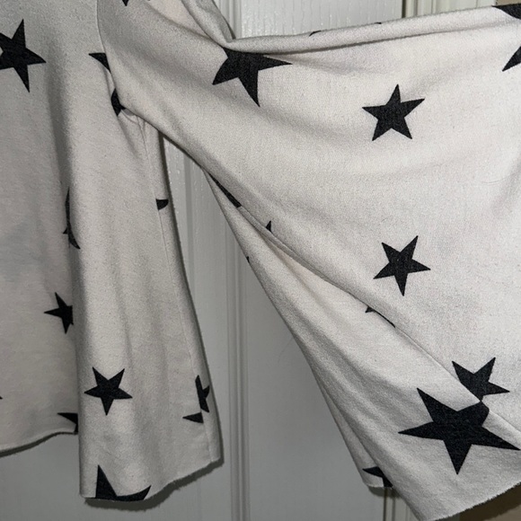 FAB’RIK Blue/White Cropped Star Sweater - Picture 2 of 3